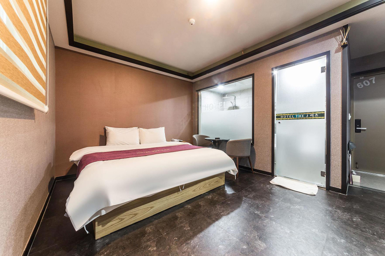Bedroom 2, Hwaseong Ritz Hotel, Hwaseong