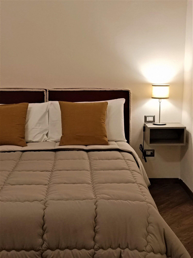 Bedroom 3, Gibus, Napoli