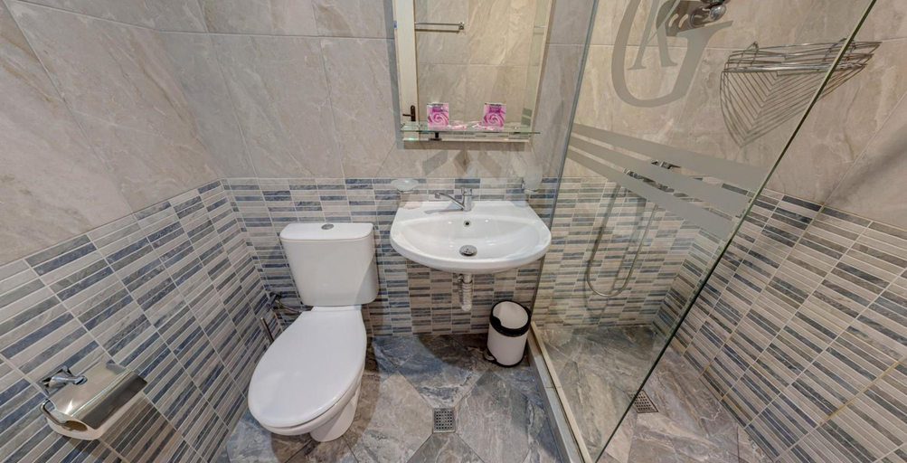 Bathroom 5, Grami Hotel, Bansko