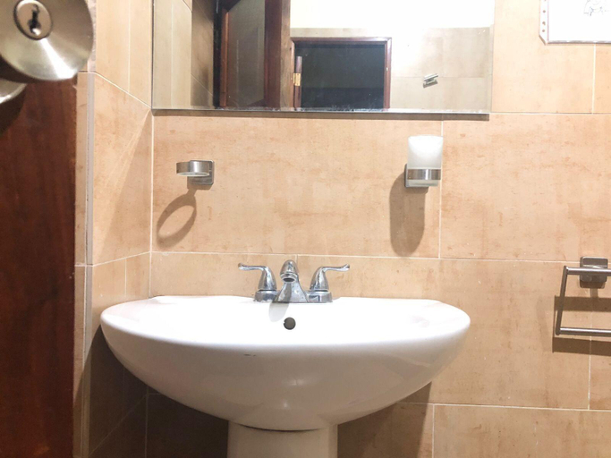 Bathroom 4, Hotel Enrique Ii, Distrito Nacional