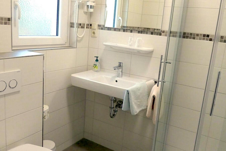 Bathroom 5, Hotel Munzert, Hof