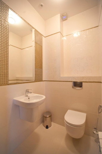 Bathroom 3, Dworek Nad Rozlewiskiem, Zawiercie