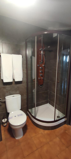 Bathroom 3, La Posada De La Magistral, Madrid