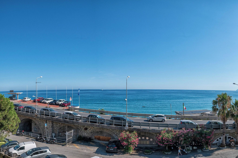 Exterior & Views 3, Villa Cadiz Apartments Varazze, Savona