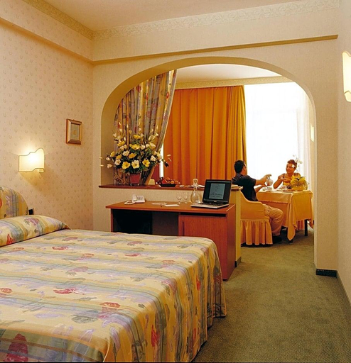 Bedroom 3, Hotel Ristorante La Lanterna, Lucca