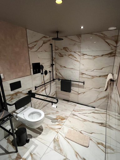 Bathroom 4, AMIA Hotel Singen, Konstanz