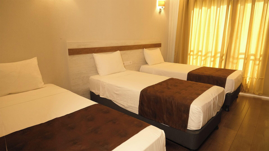 Room 5, Kanyonvadi Hotel, Merkez