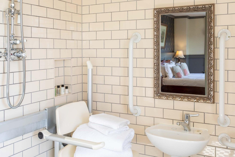 Bathroom 3, The Duchess Of Cornwall Inn, Dorset
