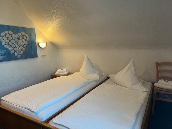 Bedroom 3, Aal Kate, Wuppertal