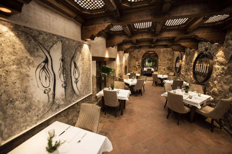 Food & Drinks 5, Villa Las Mil Flores, Antigua Guatemala