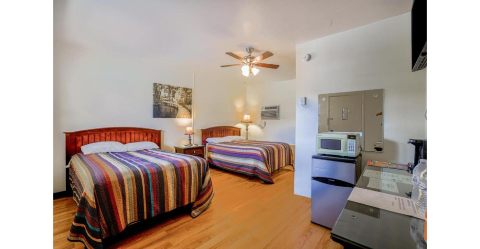 Room 4, Cadiz Motel by OYO on route 250, Harrison