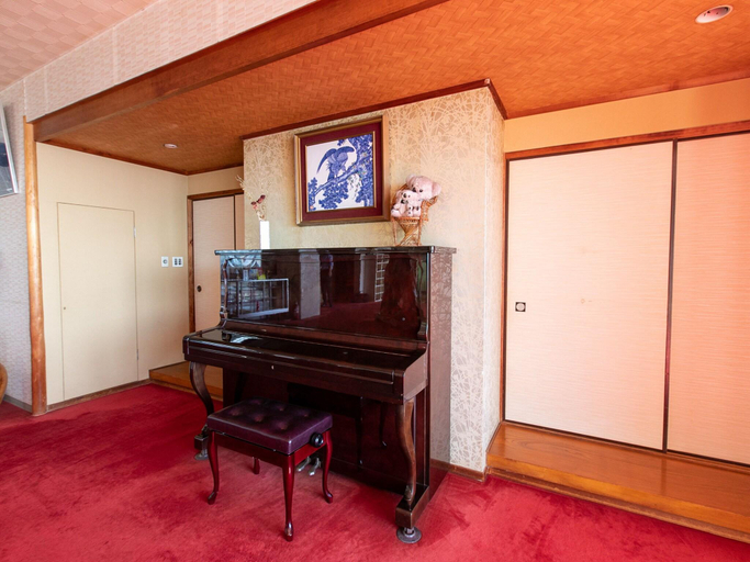 Lobby 4, Tabist Setouchi No Yado Takehara Seaside, Takehara
