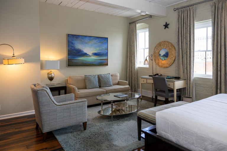 Bedroom 2, Olde Harbour Inn, Chatham
