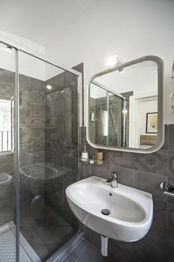 Bathroom 3, B&b Acquapazza, Brindisi