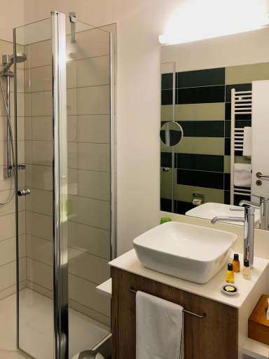 Bathroom 3, Gasthof Alter Markt, Merzig-Wadern