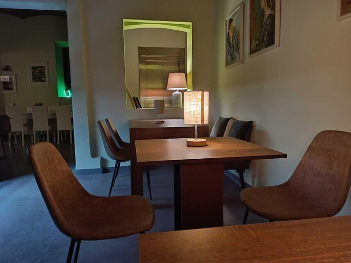 Others 5, Ultroneo locanda di collina, Florence