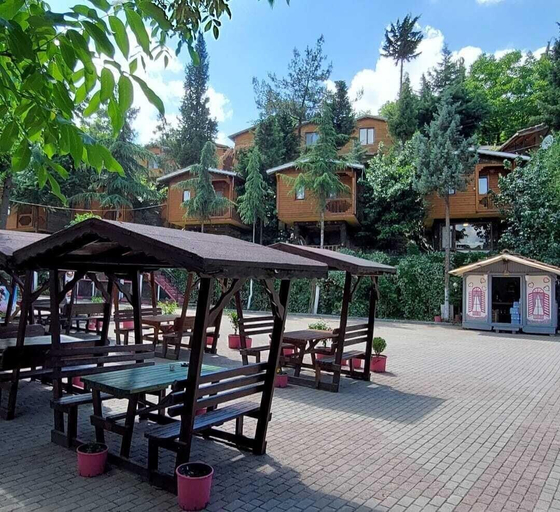 Others 4, Eraslan Tatilkoyu, Başiskele