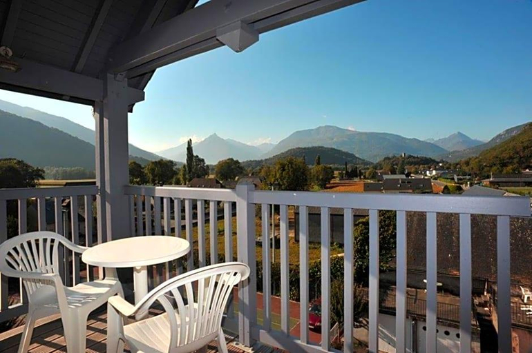 Lobby 3, Hv Tel Chez Pierre D Agos, Hautes-Pyrénées