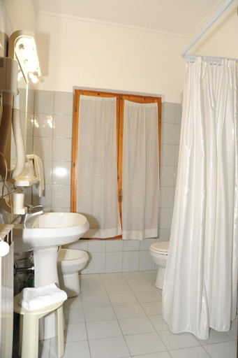 Bathroom 5, Hotel Valentini Inn, Perugia