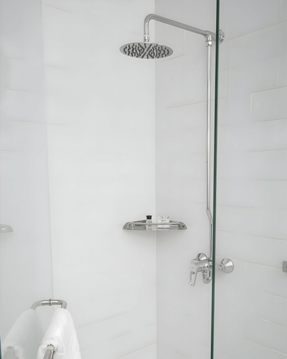 Bathroom 4, Faletti's Express - Shimla Hill, Lahore