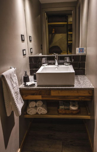 Bathroom 4, Hotel Ecomax, Bariloche