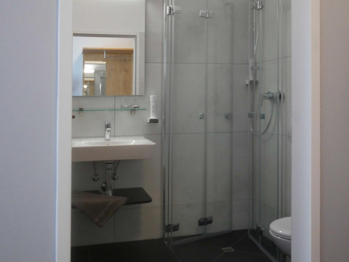 Bathroom 3, Hotel Linde-sinohaus, Dornbirn