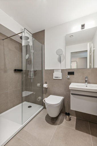 Bathroom 4, Limehome Oberhausen Paul Reusch Str, Oberhausen