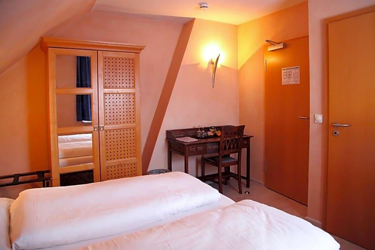 Bedroom 5, Hotel La Scala, Gelsenkirchen