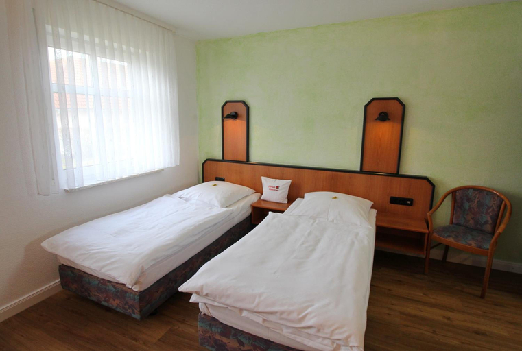 Bedroom 3, Hotel Restaurant Am Rosenhv Gel, Schmalkalden-Meiningen