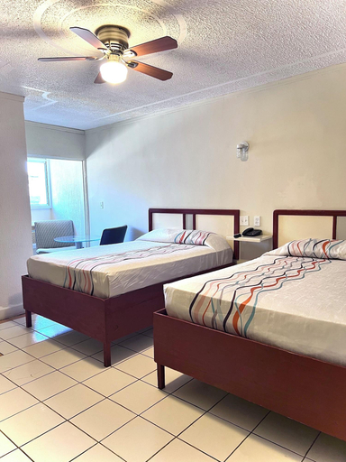 Bedroom 2, Hotel León, Tijuana