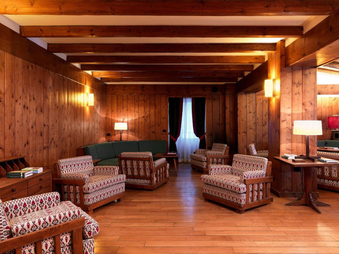 Lobby 4, Albergo Ristorante Bucaneve, Biella