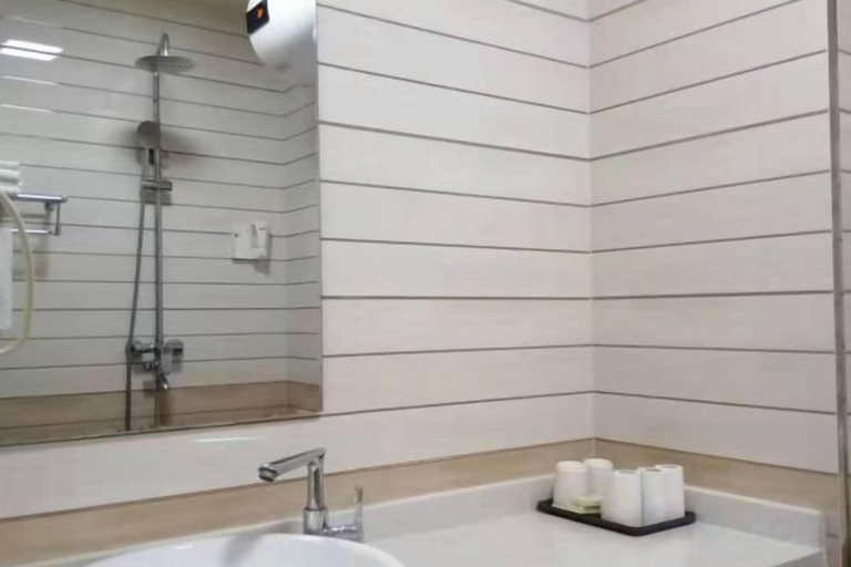Bathroom, Yanji Ruifeng Hotel, Yanbian Korean
