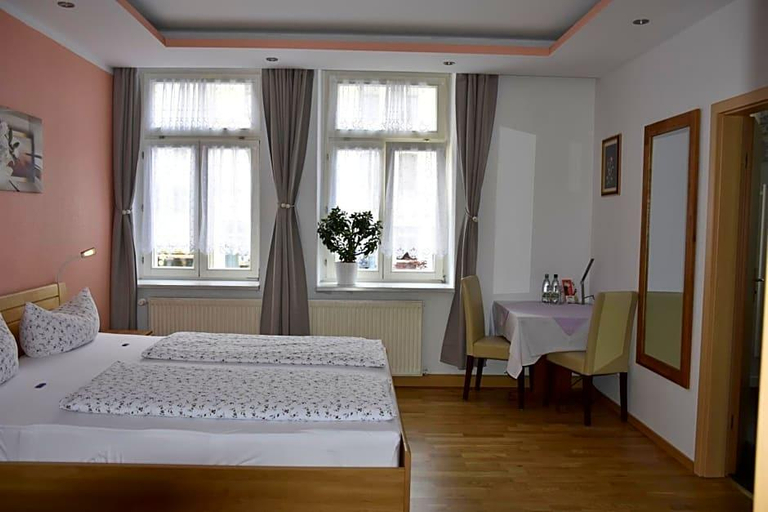 Bedroom 2, Hotel Garni Am Klostermarkt, Vogtlandkreis