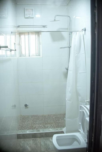 Bathroom 4, Ekulu Apartments, Enugu East