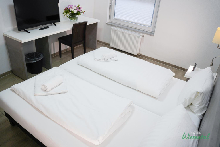 Bedroom 3, Hotel Wiesental, Bodenseekreis