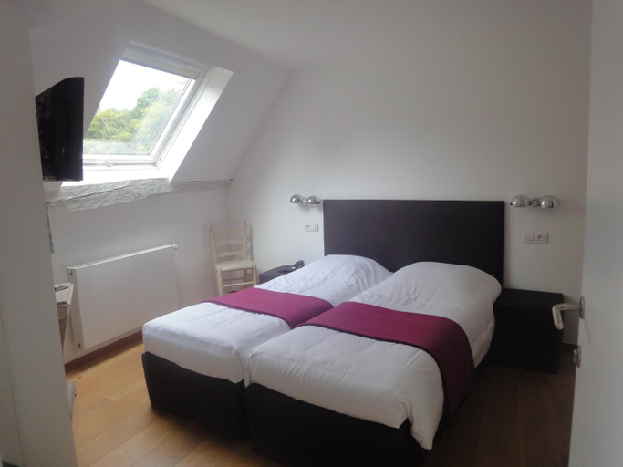 Bedroom 3, Hotel Le Clos Des Rv Collets, Luxembourg