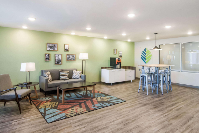 Lobby 5, Woodspring Suites Jacksonville Campfield Commons, Duval