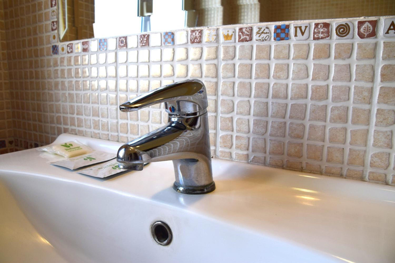 Bathroom 5, Hotel Ristorante Benigni, Roma