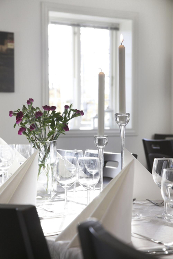 Food & Drinks 4, Verkshotellet Jørpeland, Strand