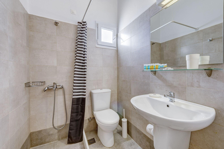 Bathroom 4, Hotel Kamelo, South Aegean