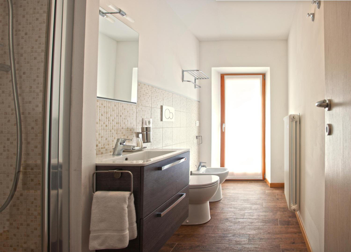Bathroom 4, Residence Cavanis Wellness Private Spa, Belluno