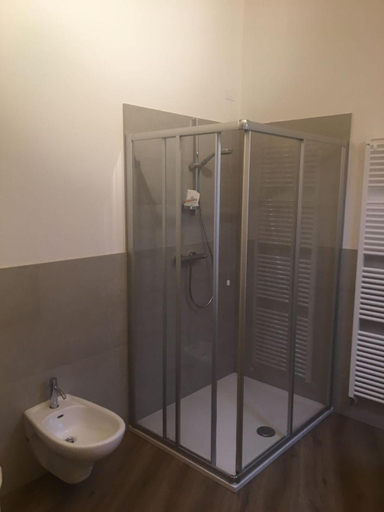 Bathroom 3, Albergo Croce D'aune, Belluno