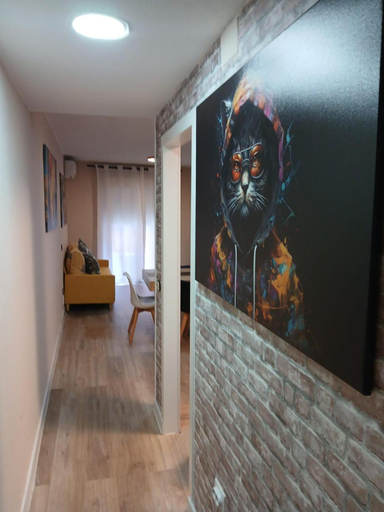 Others 5, Hotel Mexico, Madrid