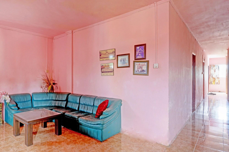 Lobby 5, Spot On 92923 T Homestay Syariah, Batam