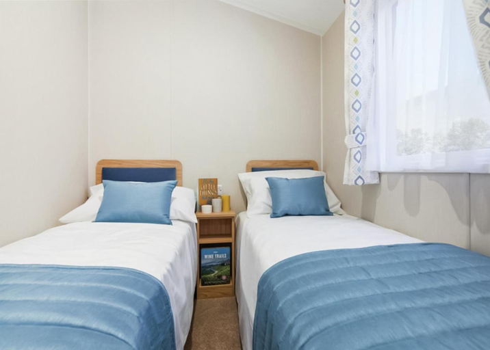 Bedroom 2, Calloose Holiday Park, Cornwall