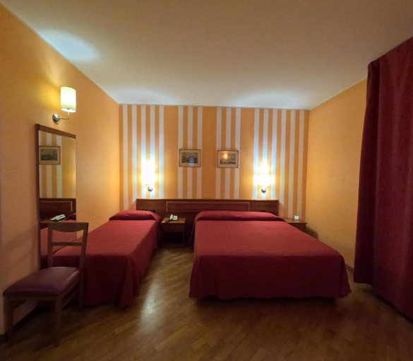 Bedroom 2, Hotel Air Bag, Lodi