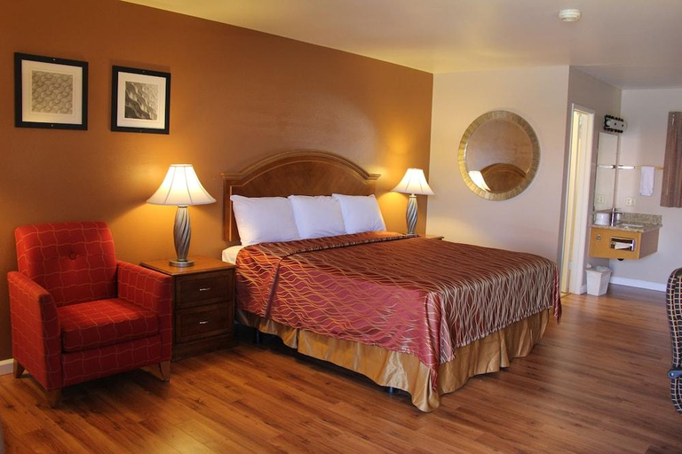 Bedroom 3, Franciscan Inn Motel, San Diego