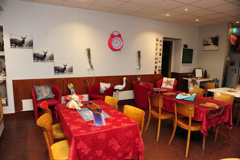Food & Drinks 5, Hotel Restaurant Au Chasseur, Jura-North Vaudois