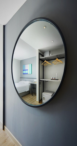 Room 3, Komune Living & Wellness In The Park, Kuala Lumpur