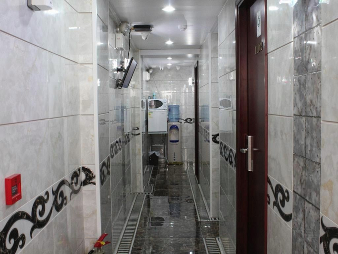 Bathroom 4, Gold Sparrow Hotel, Kowloon